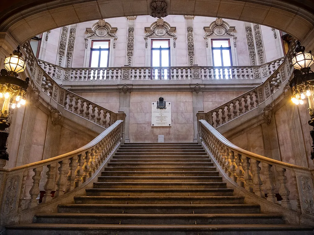 Palácio da Bolsa in Porto – Foto 2 de 10