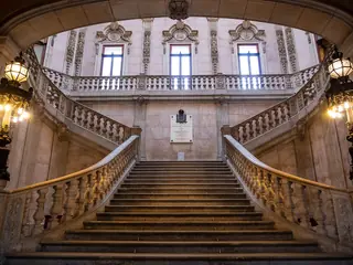 Palácio da Bolsa in Porto – Foto 2 de 10