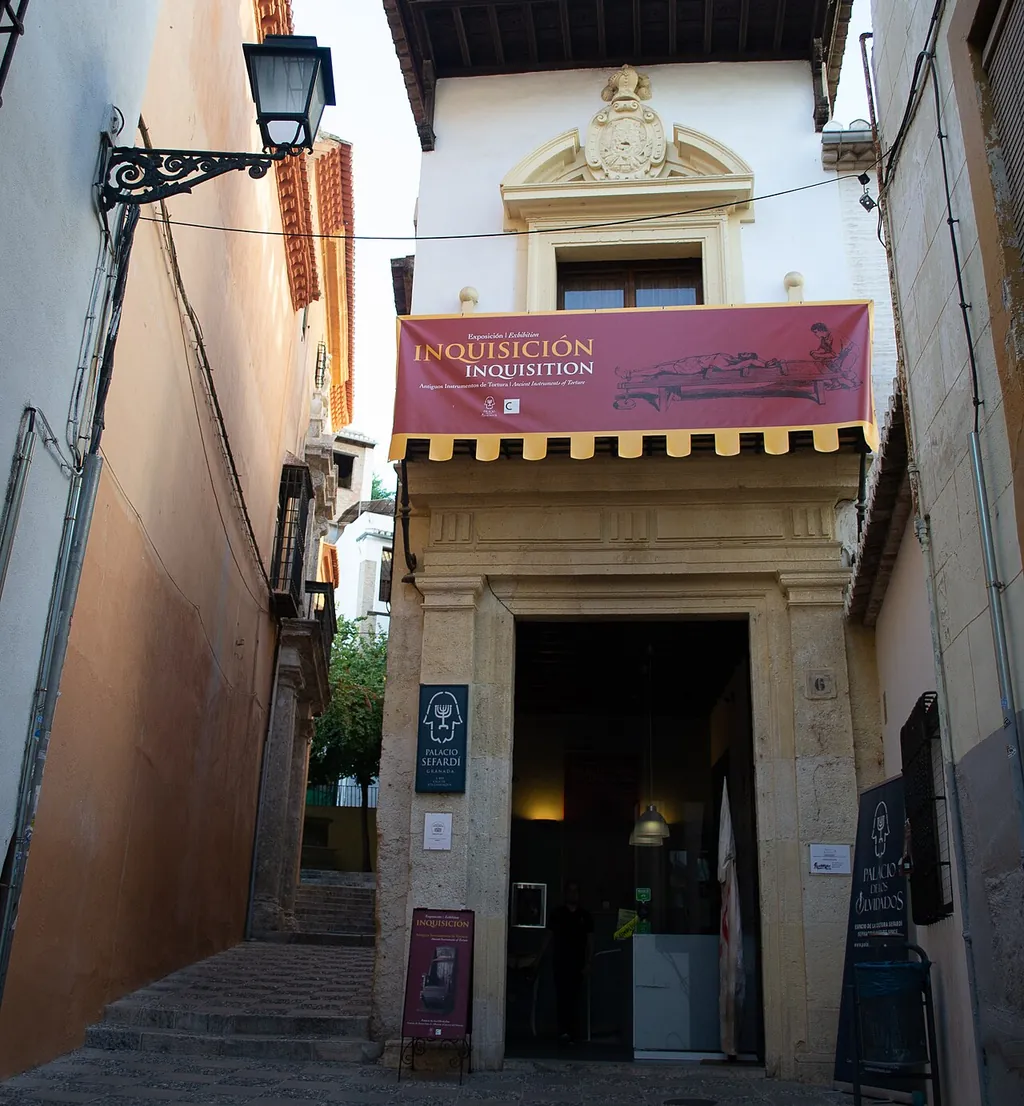 Palacio de los Olvidados in Granada