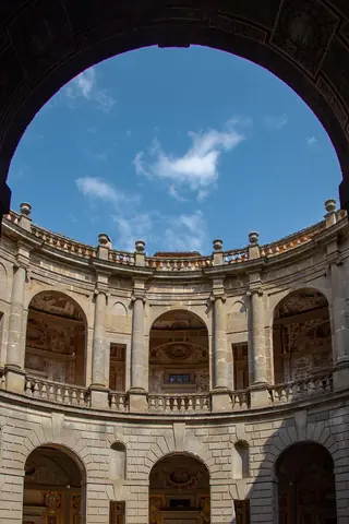 Palazzo Farnese in Caprarola – Photo 5 of 10