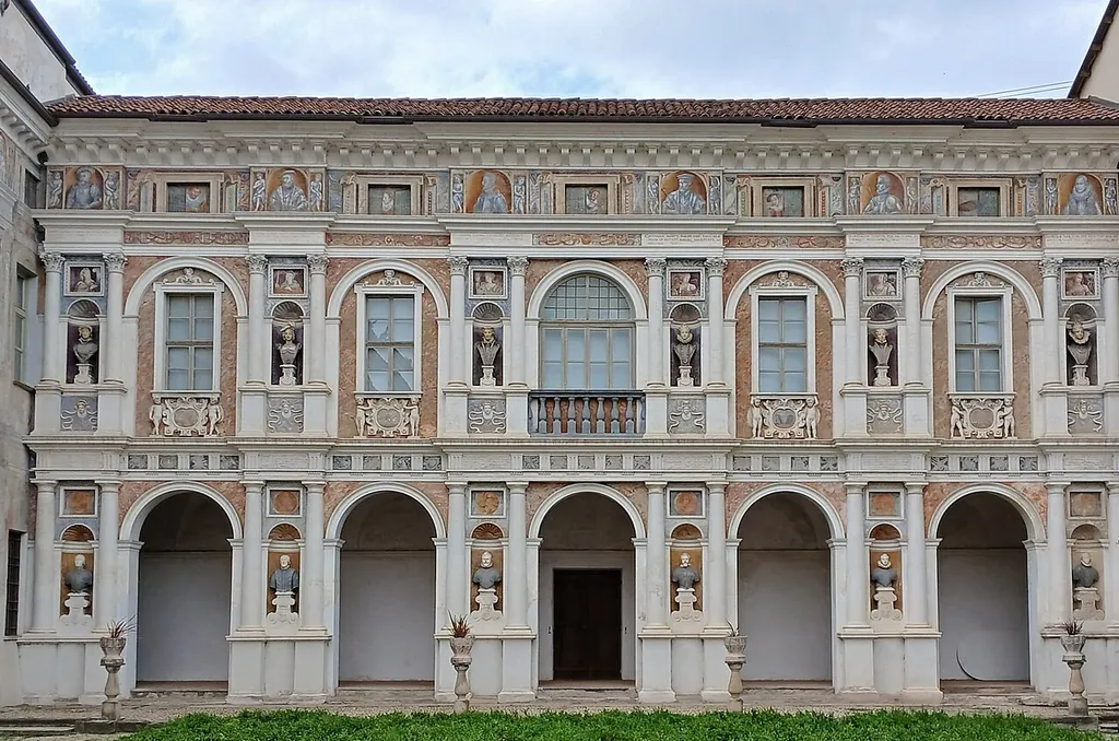 Palazzo Muratori Cravetta in Savigliano