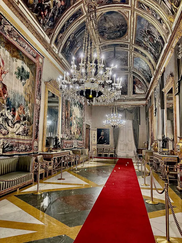 Palazzo Reale in Napoli – Foto 3 di 10