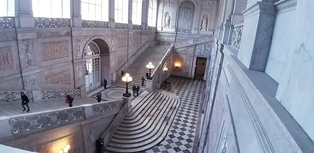 Palazzo Reale in Napoli – Foto 4 di 10