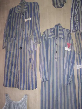 Państwowe Muzeum Auschwitz-Birkenau w Oświęcimiu – Photo 5 of 6