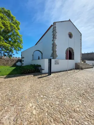 Panteão dos Almeida in Abrantes – Photo 3 of 6