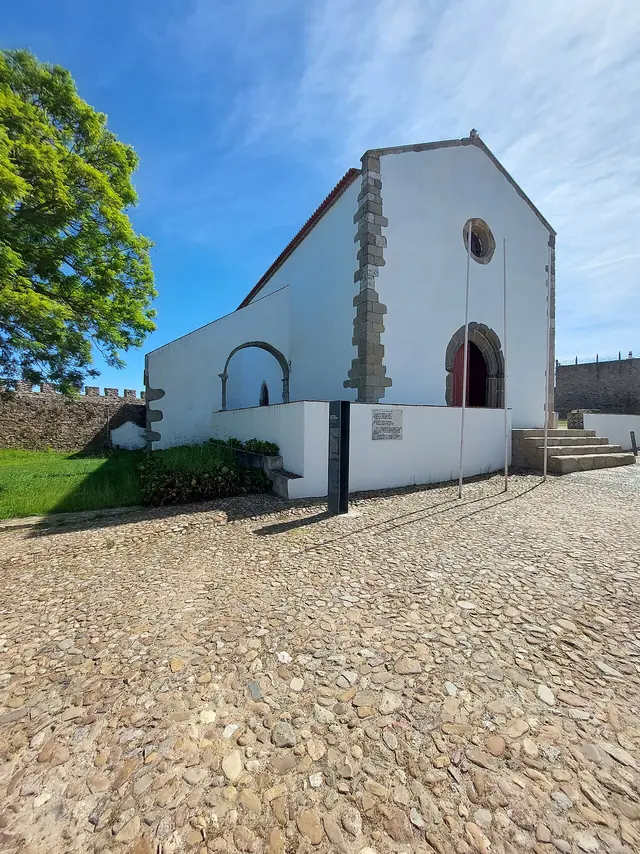 Panteão dos Almeida in Abrantes – Photo 3 of 6