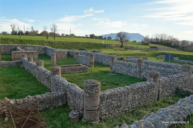 Parco archeologico di Aeclanum in Mirabella Eclano
