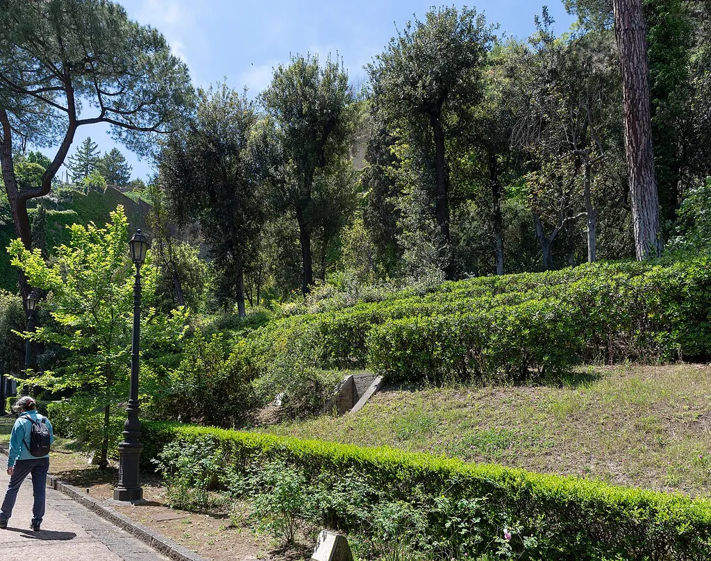 Parco delle Tombe di Virgilio e Leopardi in Naples
