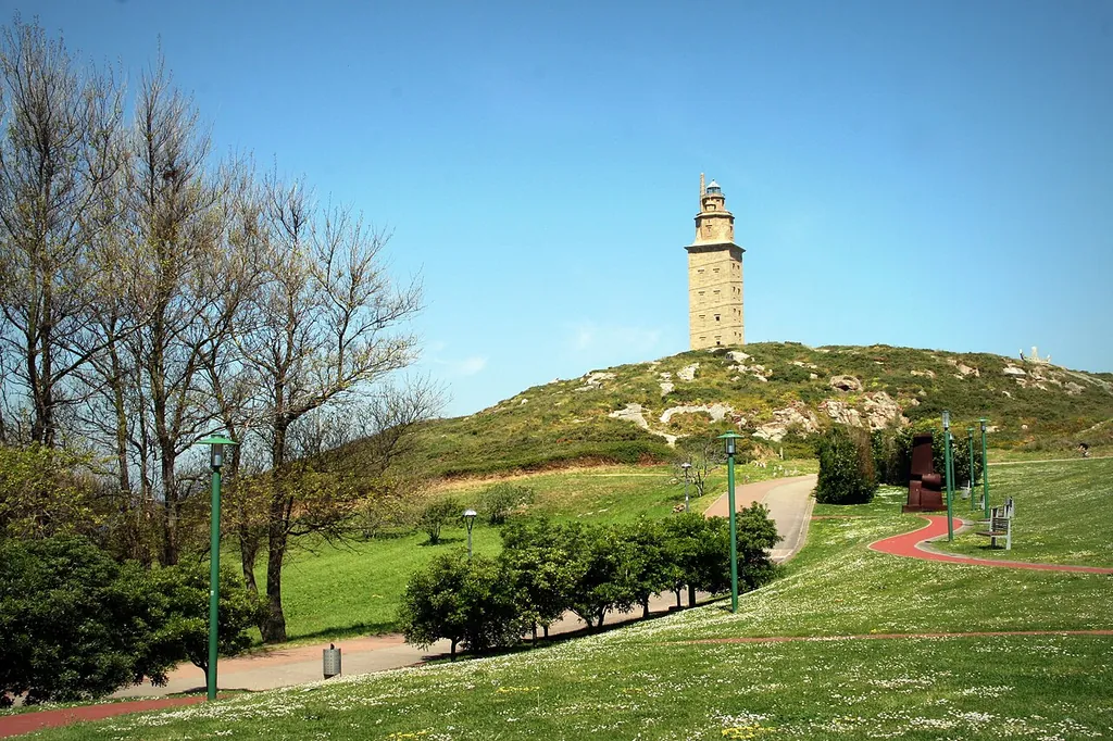 Parque escultórico da Torre de Hércules in A Coruña