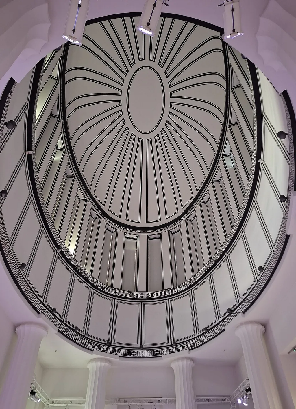 Pawilon Czterech Kopuł in Wrocław – Photo 4 of 5