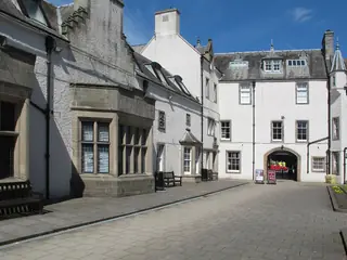 Peebles Library, Museum and Gallery – Bild 2 von 3