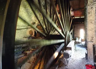 Gamla Pershyttans bergsmansby in Nora