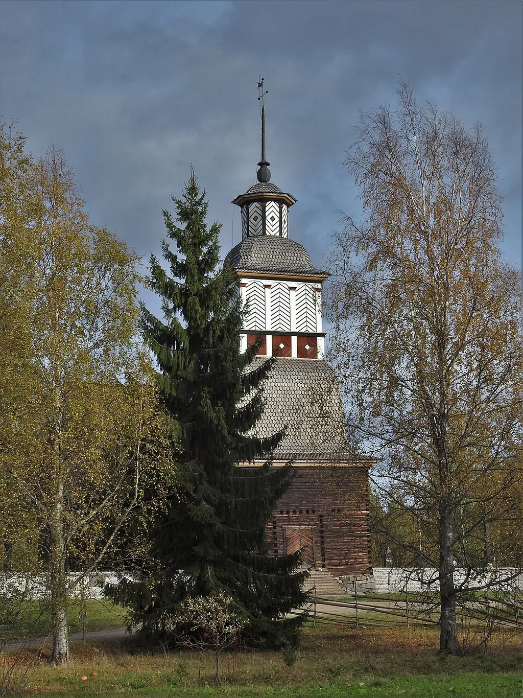 Petäjäveden vanha kirkko in Petäjävesi – Kuva 8/9