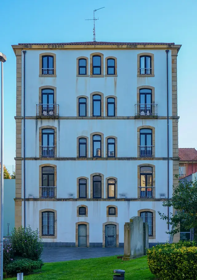 Photomuseum. Argazki & Zinema Museoa in Zarautz