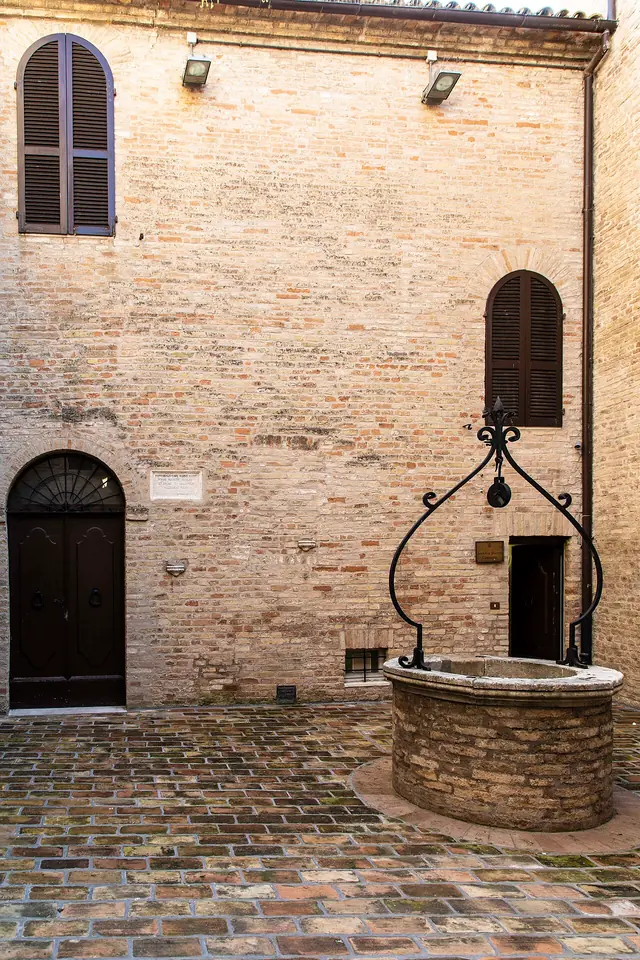 Pinacoteca civica «Marco Moretti» in Civitanova Marche