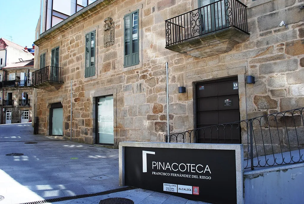 Pinacoteca Francisco Fernández del Riego in Vigo