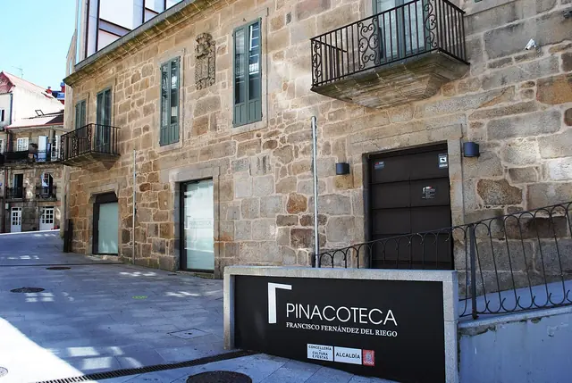 Pinacoteca Francisco Fernández del Riego in Vigo
