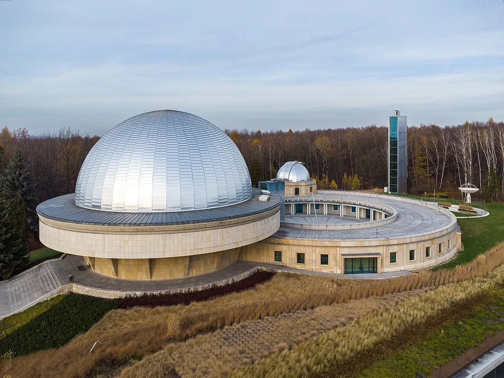 Planetarium Śląskie – Śląski Park Nauki in Chorzów – Bild 3 von 9