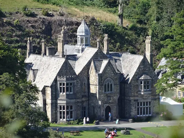 Plas Glyn-y-Weddw in Pwllheli