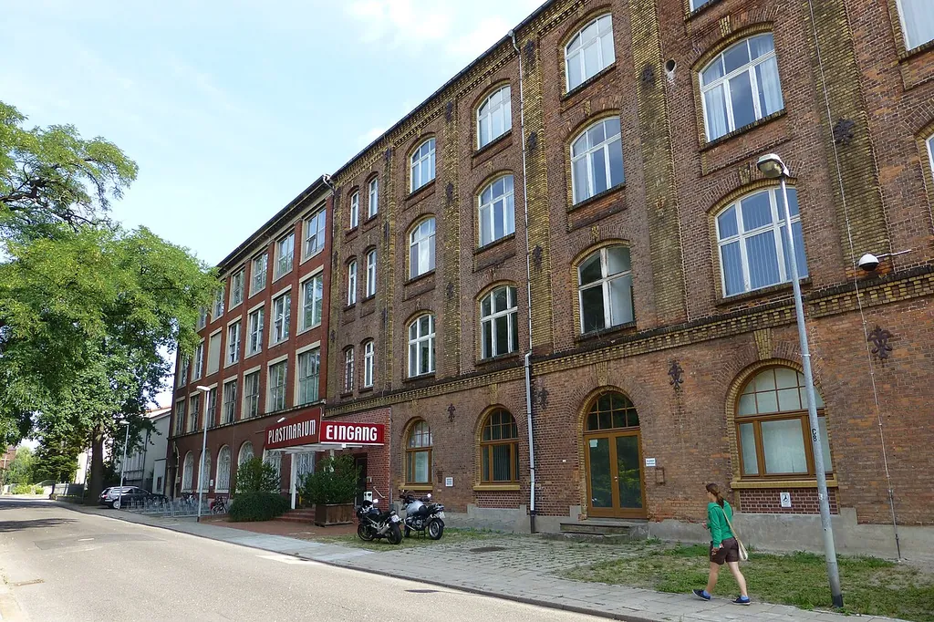 Plastinarium in Guben