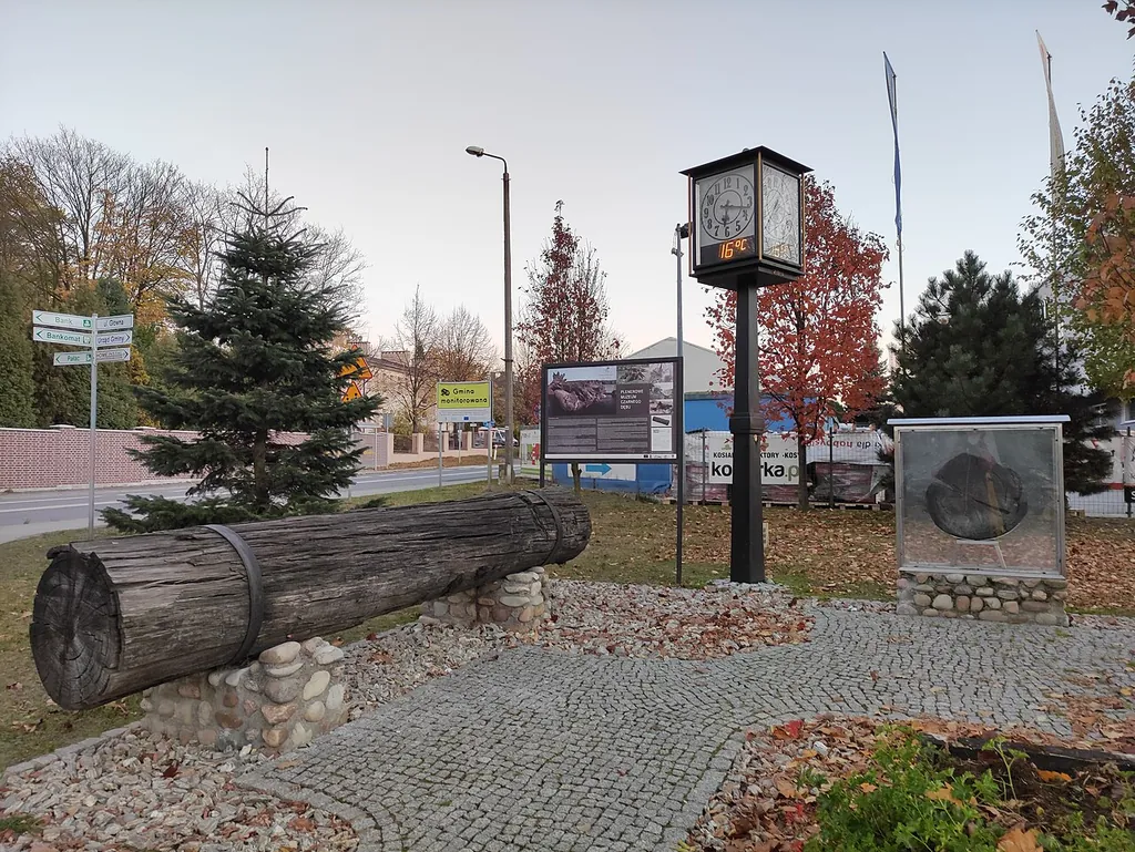 Plenerowe muzeum Czarnego Dębu in Roszków