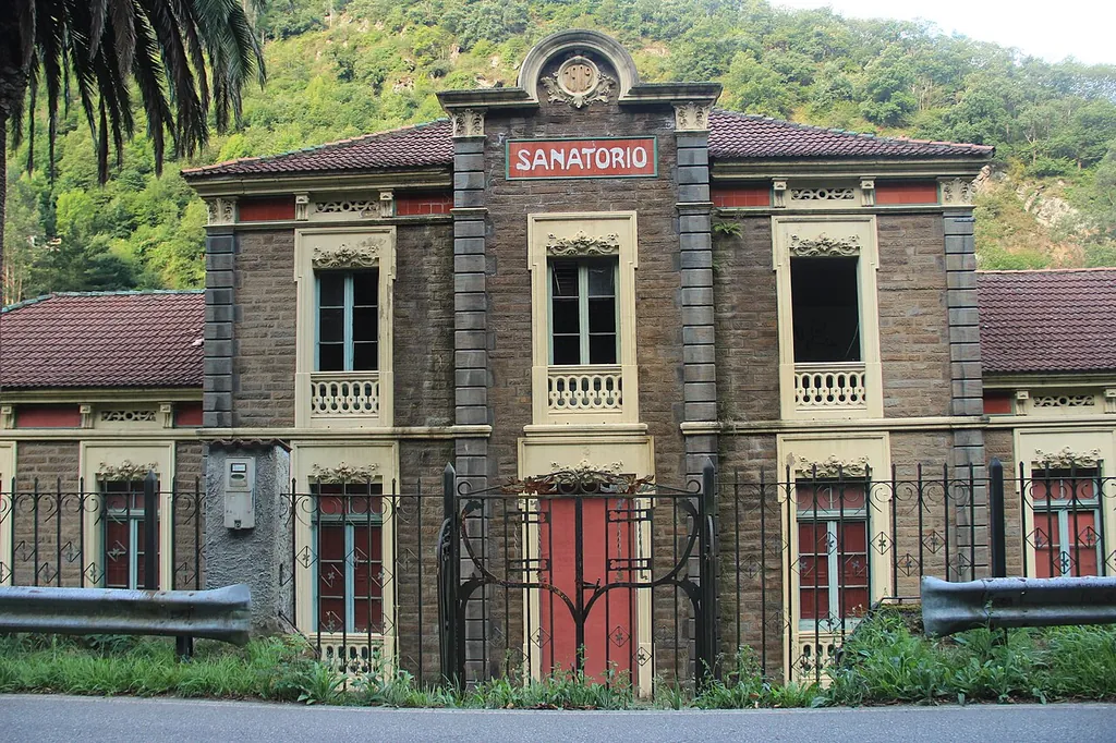 Poblado Minero de Bustiello in Mieres – Photo 4 of 5