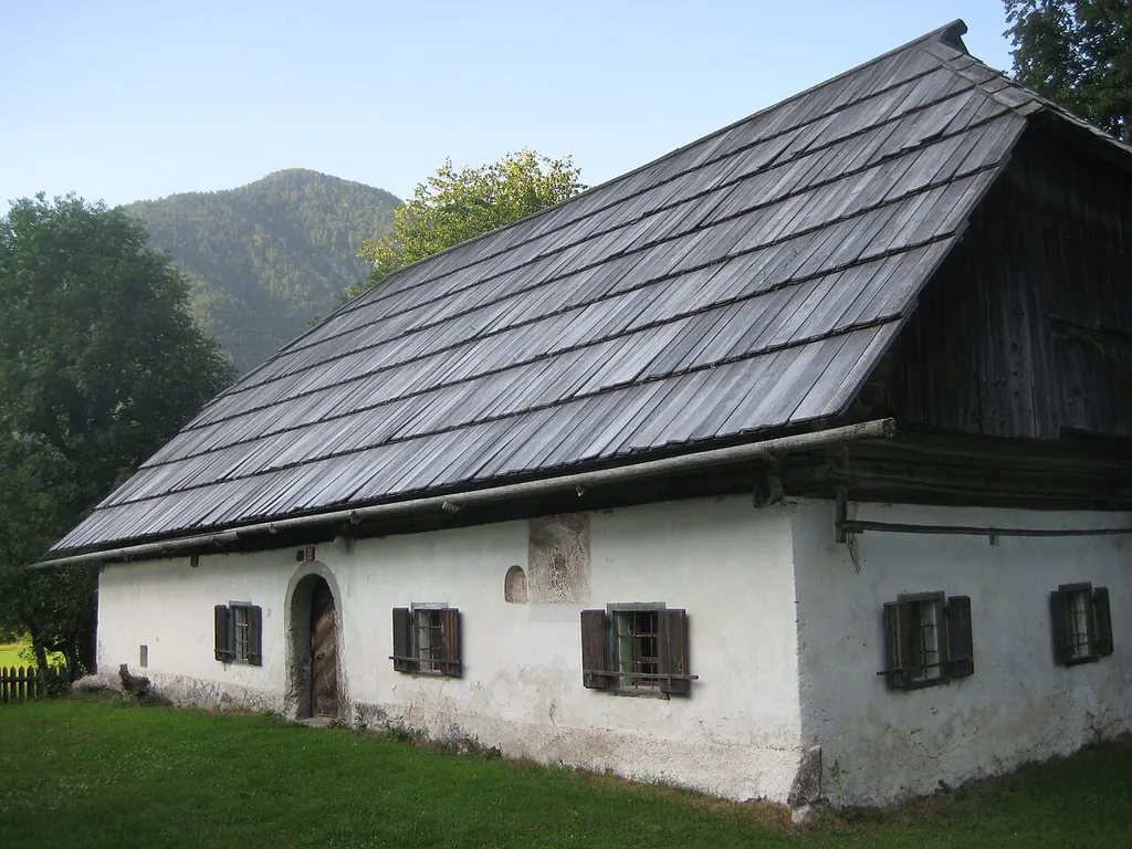 Pocarjeva domačija in Zgornja Radovna