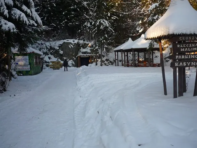 Podziemne Miasto Osówka in Sierpnica