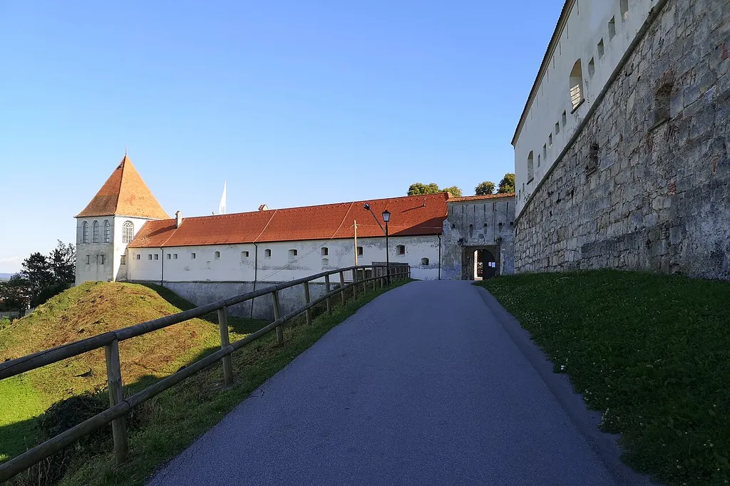 Pokrajinski muzej Ptuj Ormož – Ptujski grad – Photo 4 of 8