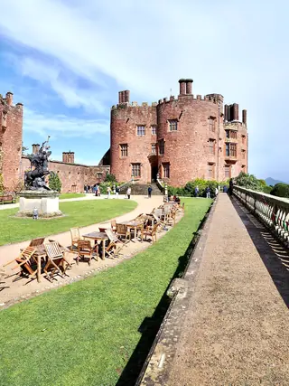 Powis Castle and Garden in Welshpool – Photo 6 of 10