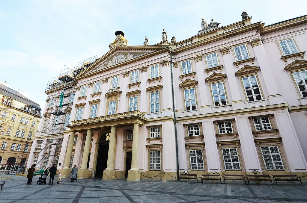 Primaciálny palác in Bratislava – Photo 7 of 8