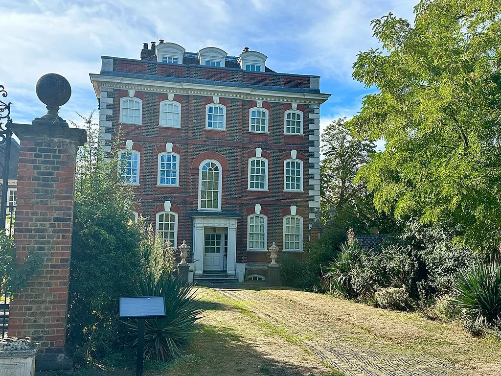 Rainham Hall in London – Photo 2 of 5