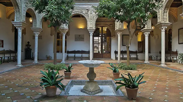 Real Academia de Bellas Artes de Santa Isabel de Hungría in Sevilla