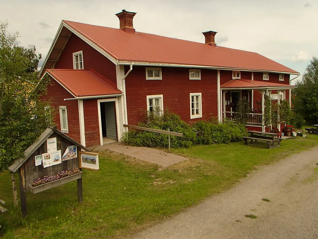 Revsunds hembygdsgård in Gällö
