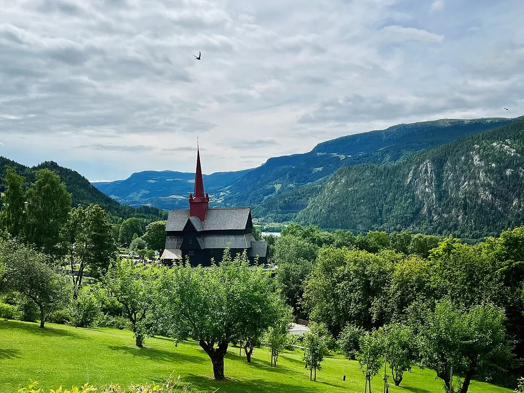 Ringebu stavkyrkje og prestegard – Bilde 6 av 9
