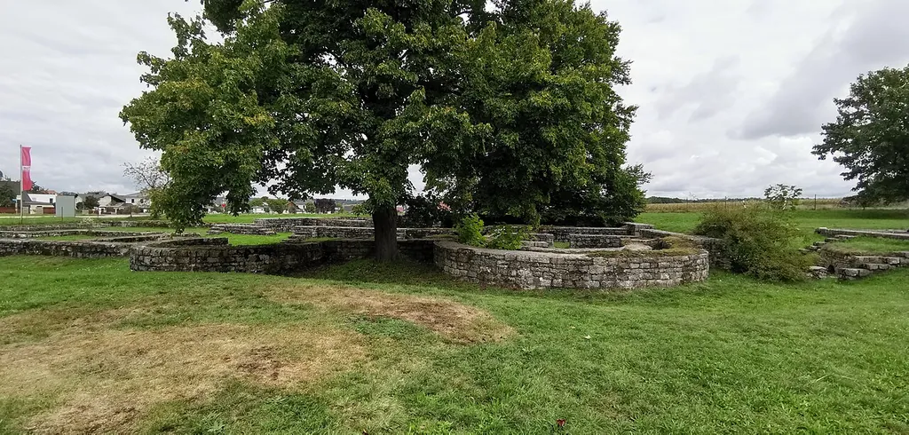 Römerkastell Abusina in Neustadt an der Donau – Photo 4 of 5