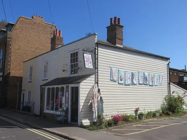 Rose Street Cottage of Curiosities in Sheerness