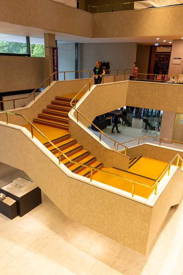 Royal College of Physicians Museum in London – Photo 2 of 5