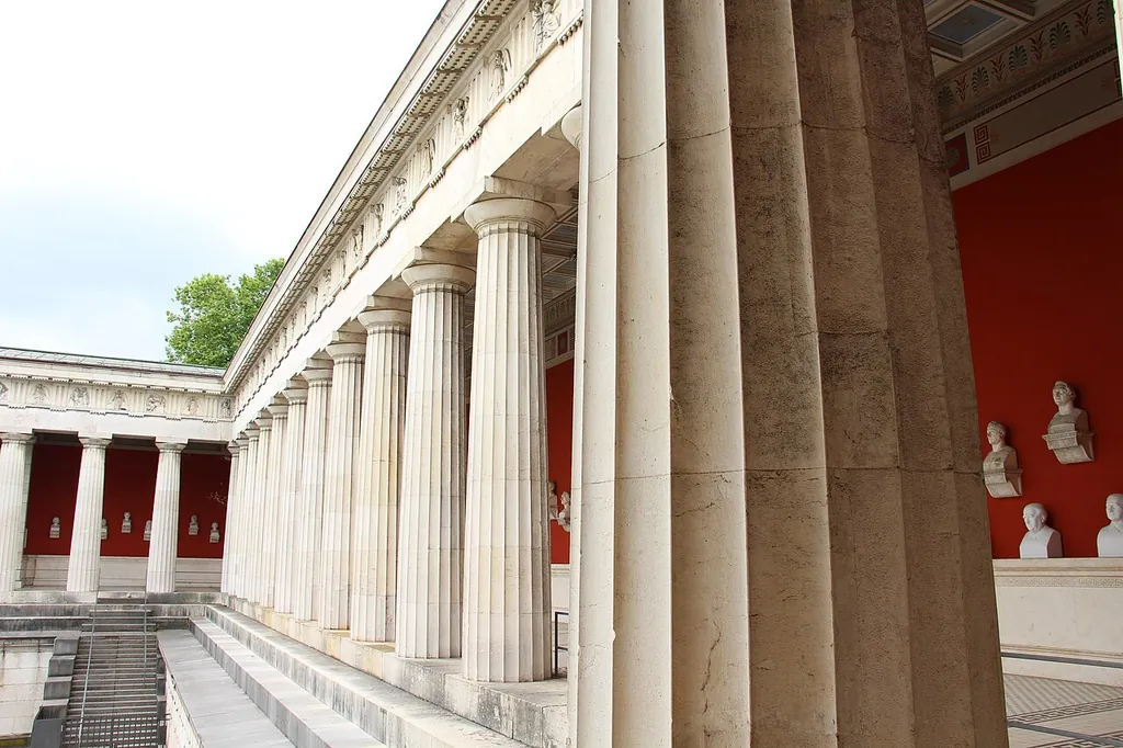 Ruhmeshalle und Bavaria in Munich – Photo 3 of 4