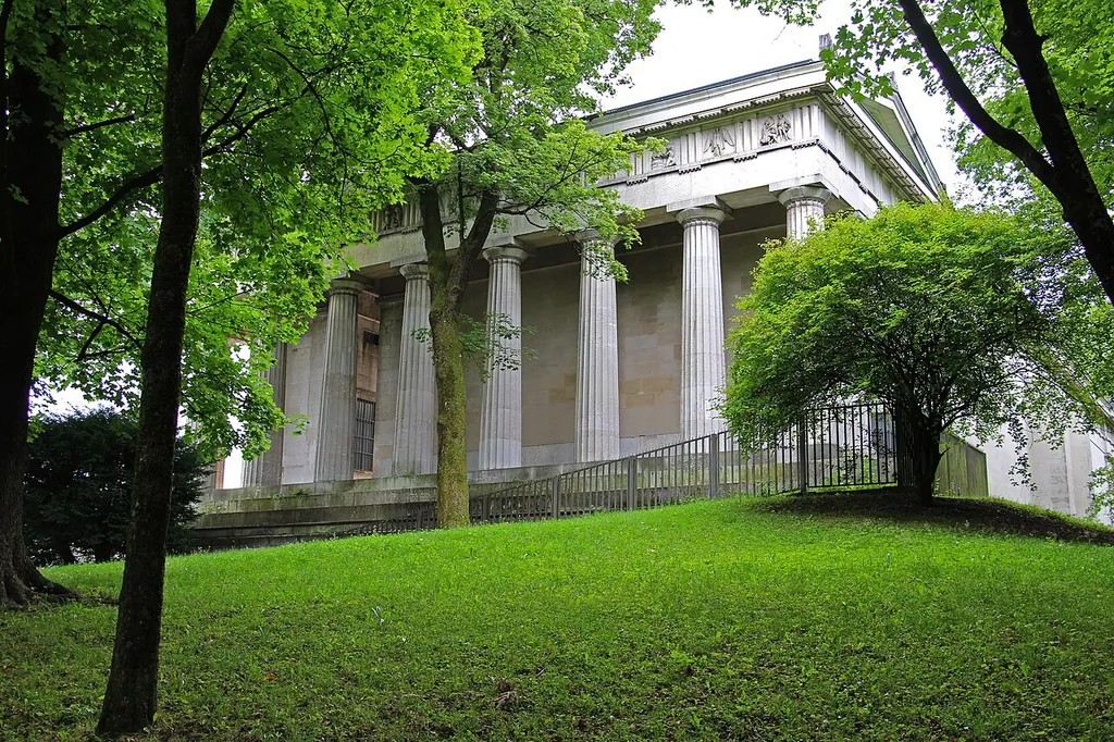 Ruhmeshalle und Bavaria in Munich – Photo 4 of 4