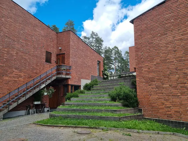 Säynätsalon kunnantalo in Jyväskylä – Photo 2 of 9
