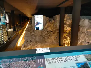 Salmantica Sedes Antiqua Castrorum in Salamanca – Photo 3 of 8