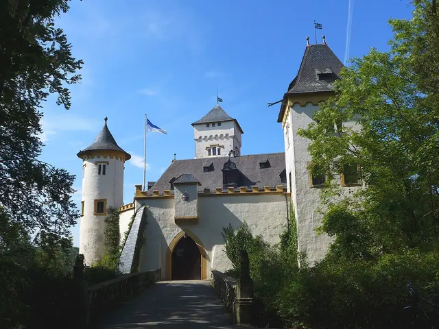 Schloss Greifenstein in Heiligenstadt in Oberfranken – Photo 3 of 8