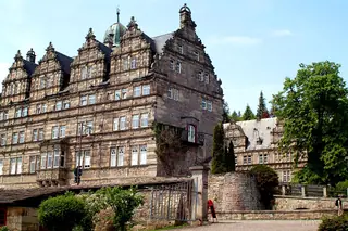 Schloss Hämelschenburg in Emmerthal – Photo 2 of 4