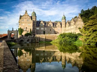 Schloss Hämelschenburg in Emmerthal – Photo 1 of 4