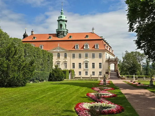 Schloss Lichtenwalde in Niederwiesa – Photo 2 of 5