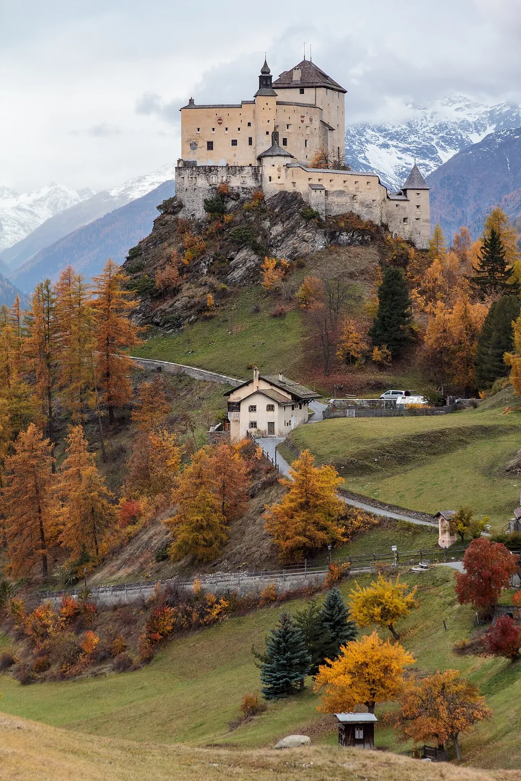 Schloss Tarasp – Photo 4 of 5