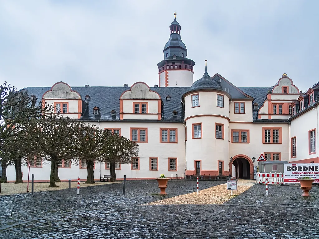 Schloss und Schlossgarten Weilburg