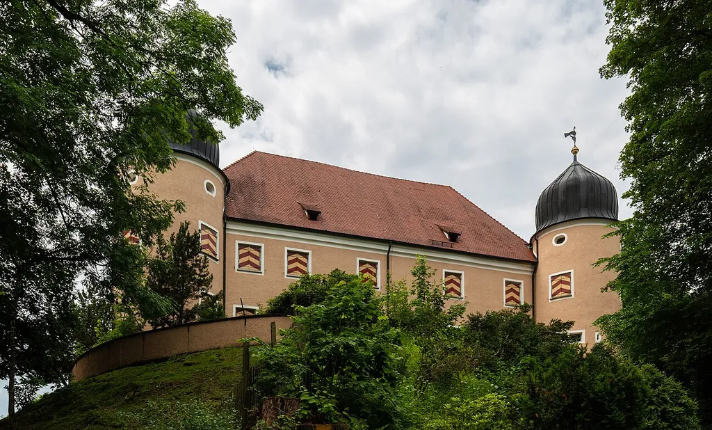 Schloss Kronburg