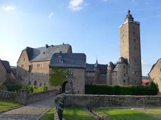 Schloss Steinau in Steinau an der Straße – Photo 1 of 2